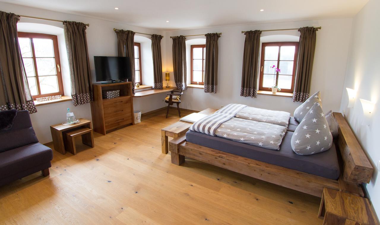Hotel Alpenblick Riedering エクステリア 写真
