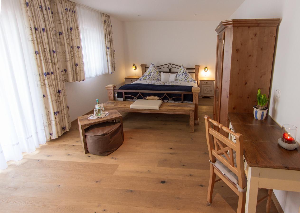Hotel Alpenblick Riedering エクステリア 写真
