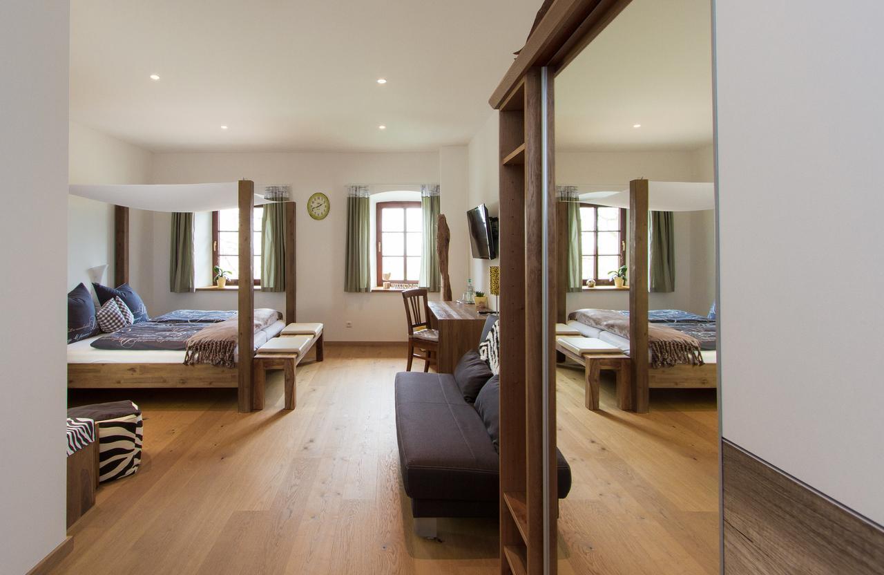 Hotel Alpenblick Riedering エクステリア 写真