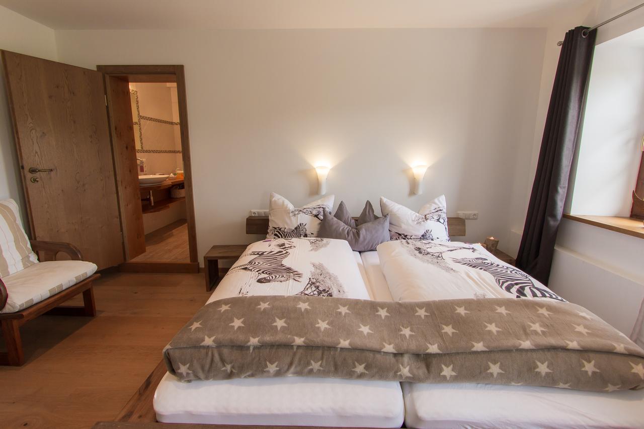 Hotel Alpenblick Riedering エクステリア 写真