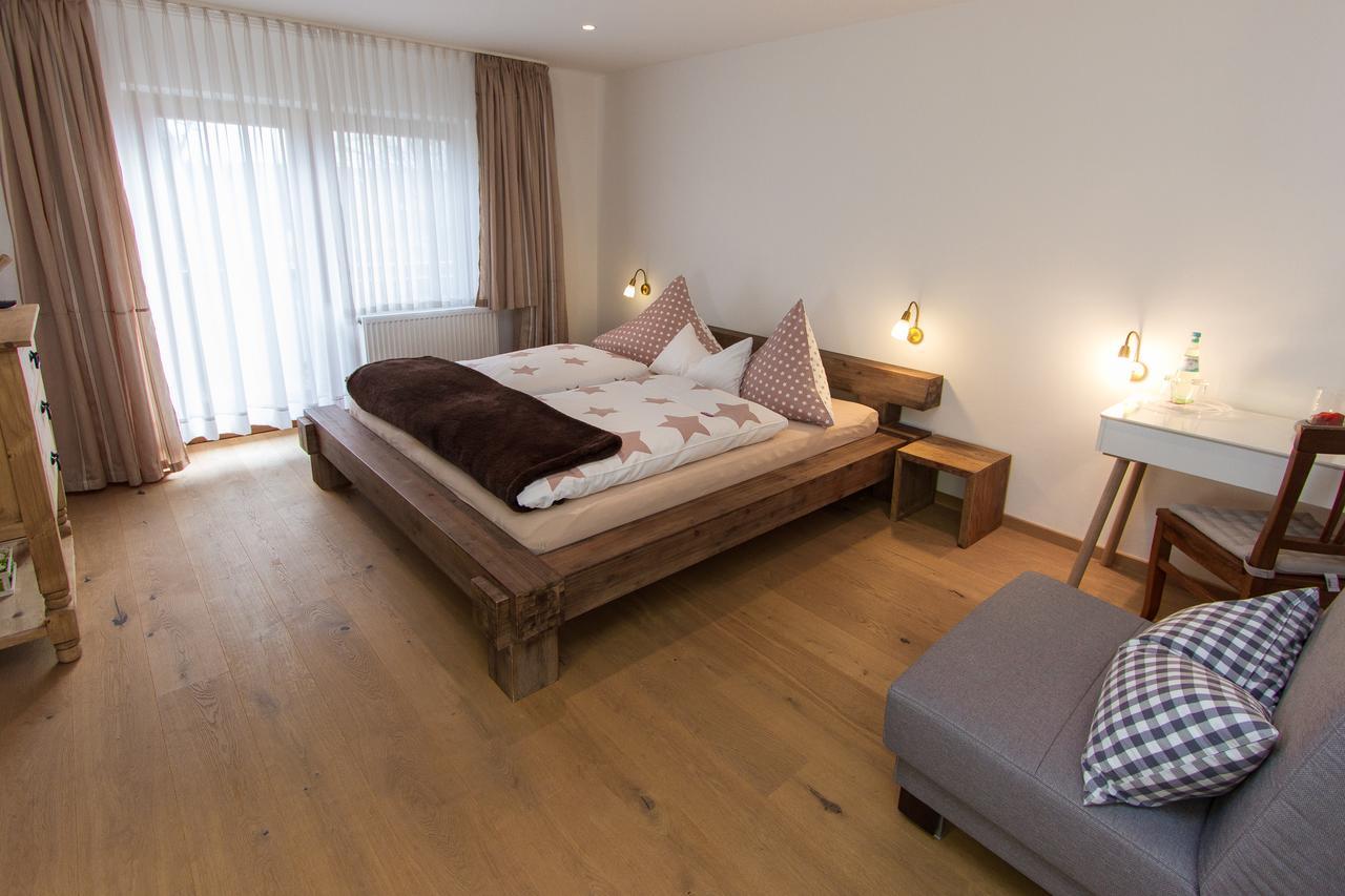 Hotel Alpenblick Riedering エクステリア 写真